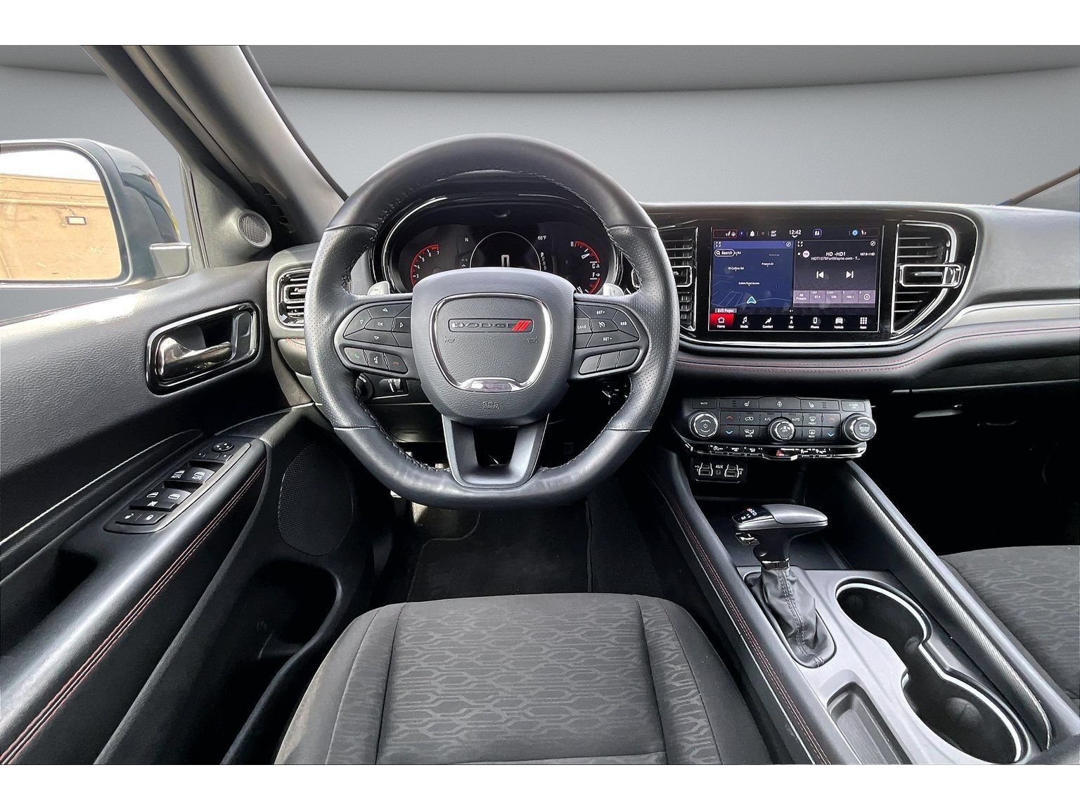 Certified 2025 Dodge Durango GT w/ Trailer Tow Group IV AWD/4WD image 8