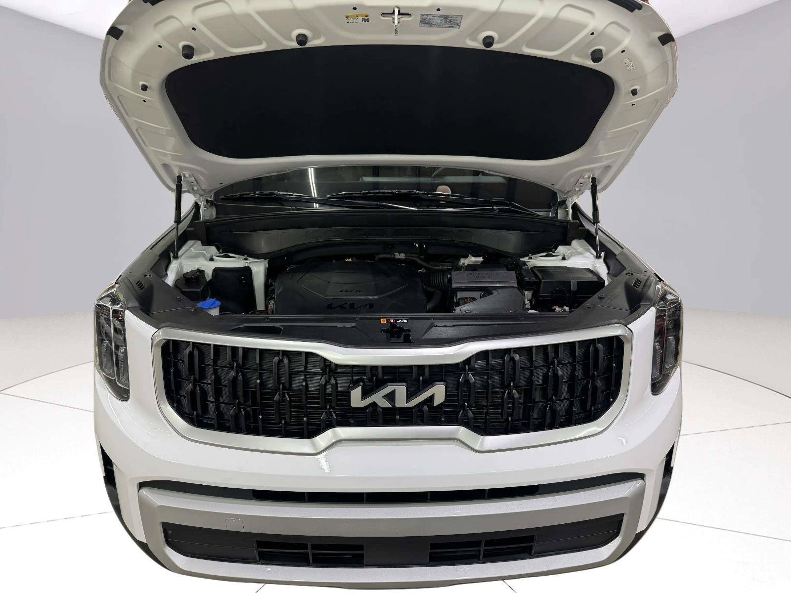 Used 2023 Kia Telluride EX w/ EX Captain's Chair Package FWD image 62