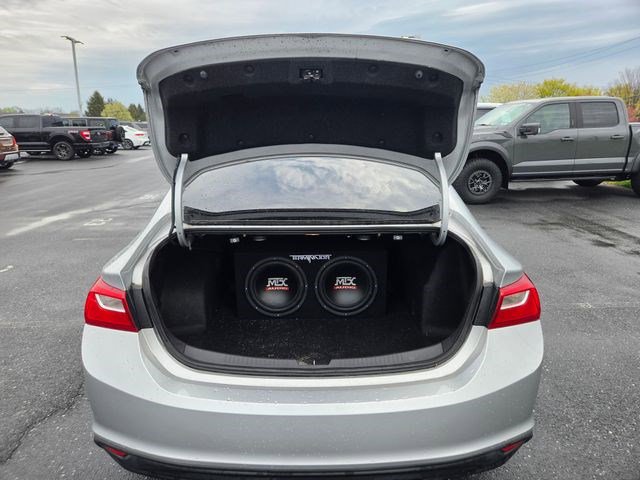 Used 2017 Chevrolet Malibu LT w/ Leather Package image 24