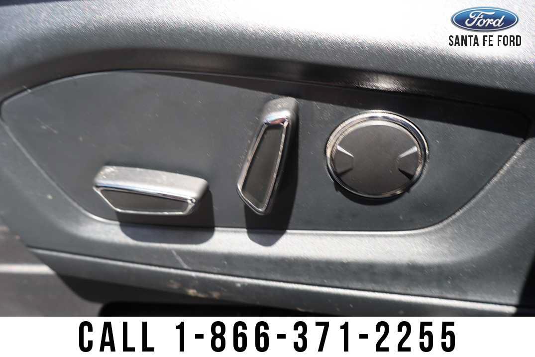 Used 2020 Ford Explorer Limited w/ Class III Trailer Tow Package RWD image 18