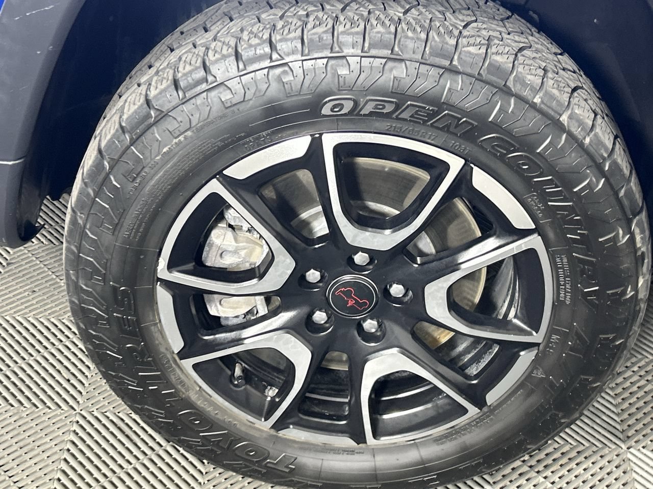 Used 2025 Jeep Compass Trailhawk AWD/4WD image 10
