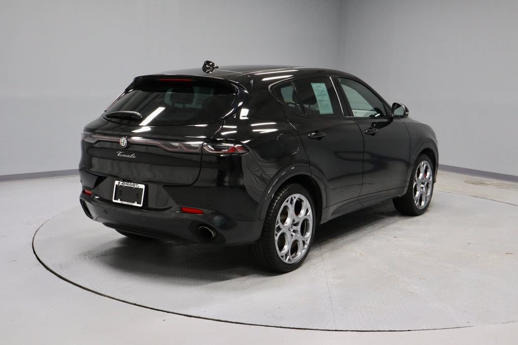 Used 2024 Alfa Romeo Tonale Veloce AWD/4WD image 13