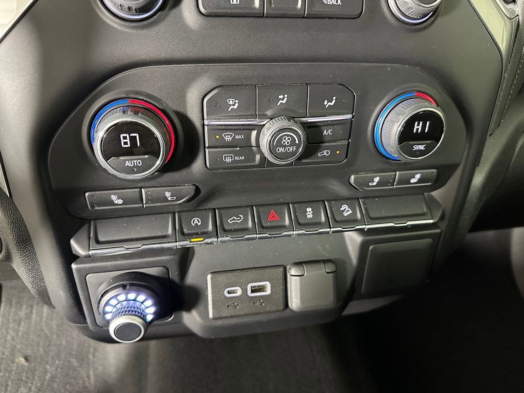 Used 2022 Chevrolet Silverado 1500 LT w/ Z71 Off-Road Package image 21