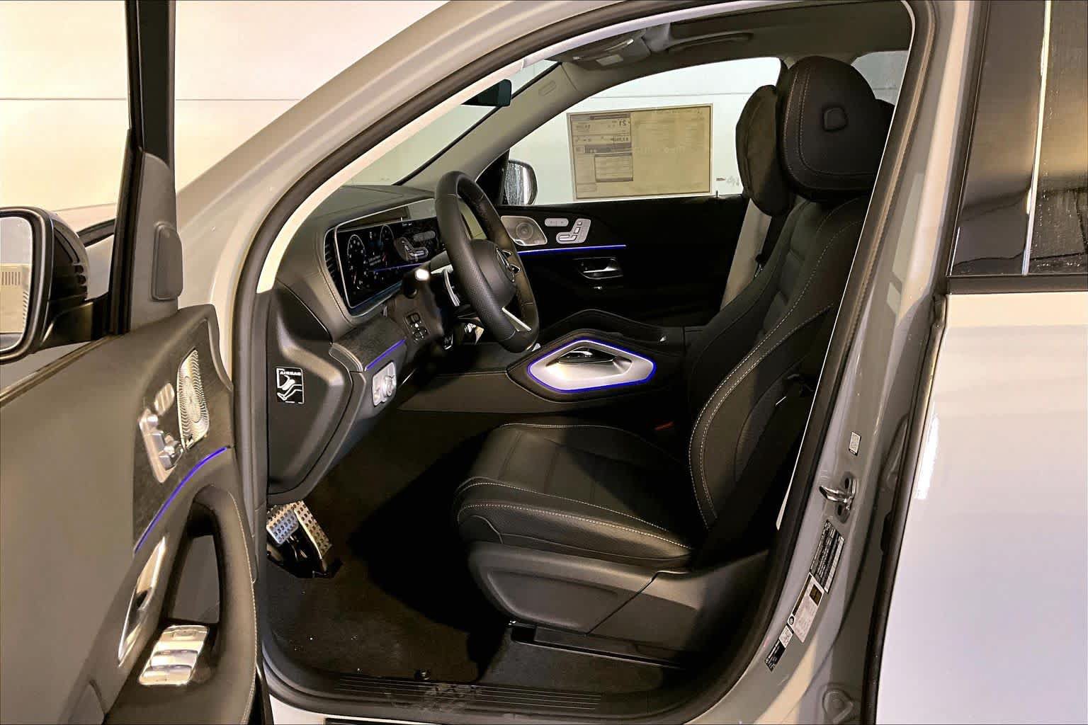 New 2026 Mercedes-Benz GLS 450 4MATIC image 13