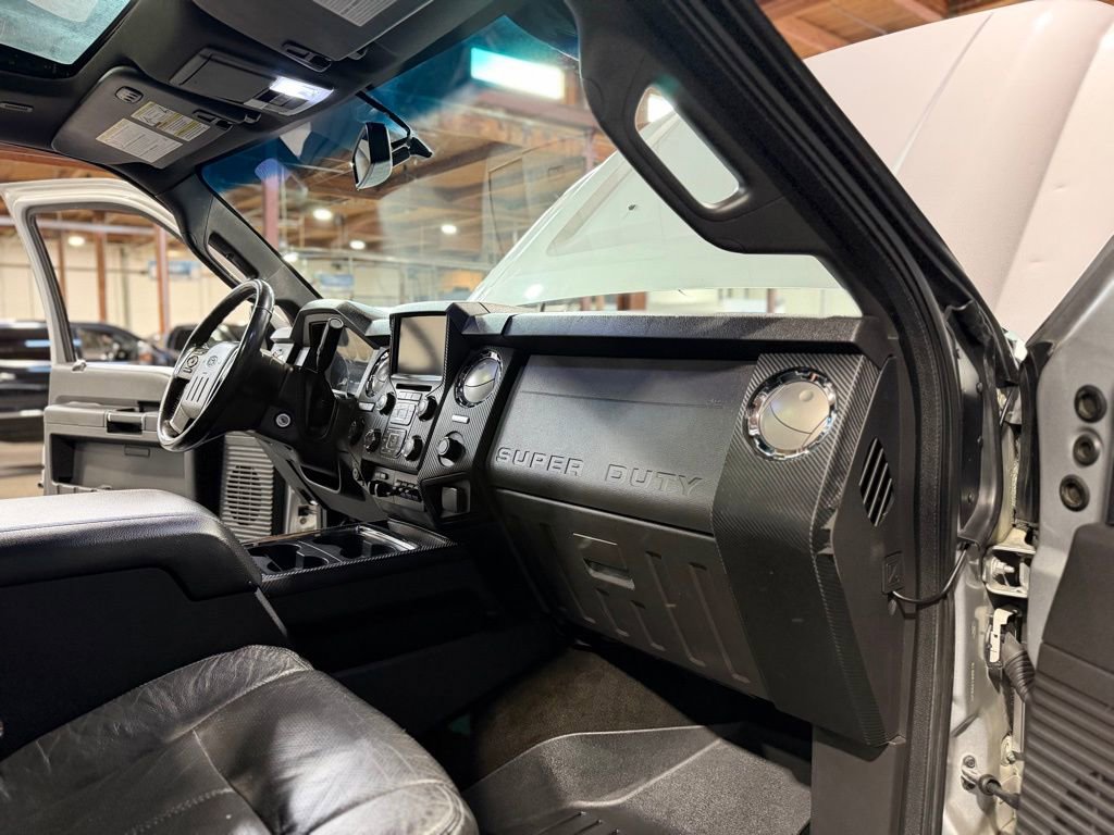 Used 2014 Ford F350 Lariat w/ Lariat Ultimate Package AWD/4WD image 21