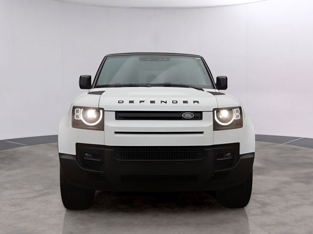 New 2025 Land Rover Defender 90 X-Dynamic SE image 2