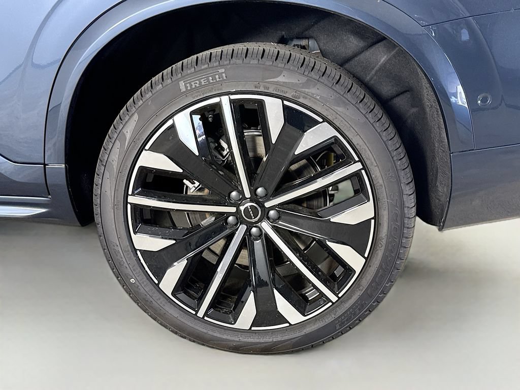 New 2026 Volvo XC90 T8 Plus w/ Protection Package Premier AWD/4WD image 34