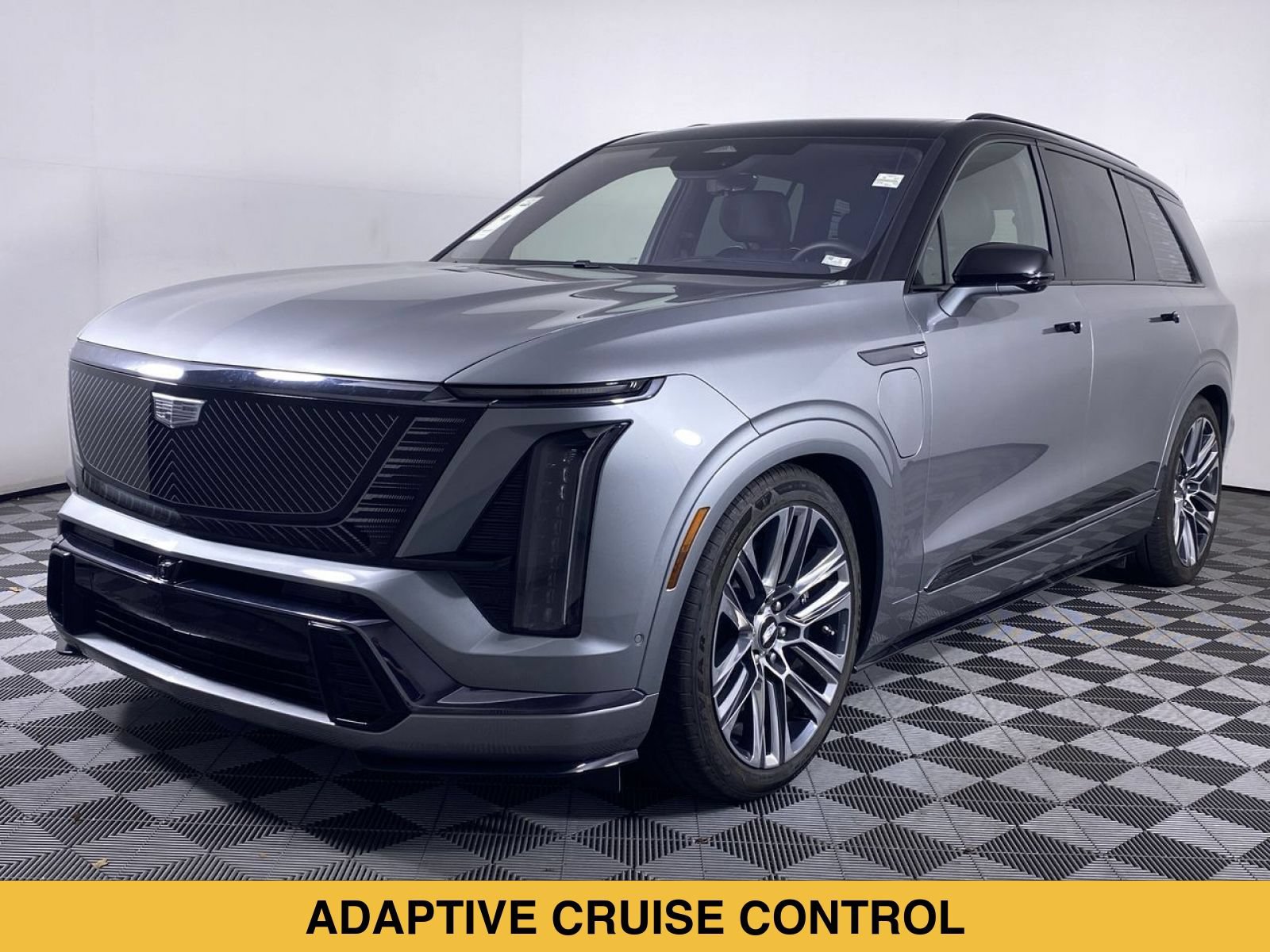 Certified 2026 Cadillac Vistiq Platinum w/ LPO, Floor Liner Package AWD/4WD image 16