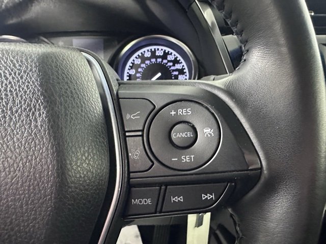 Used 2018 Toyota Camry SE image 24