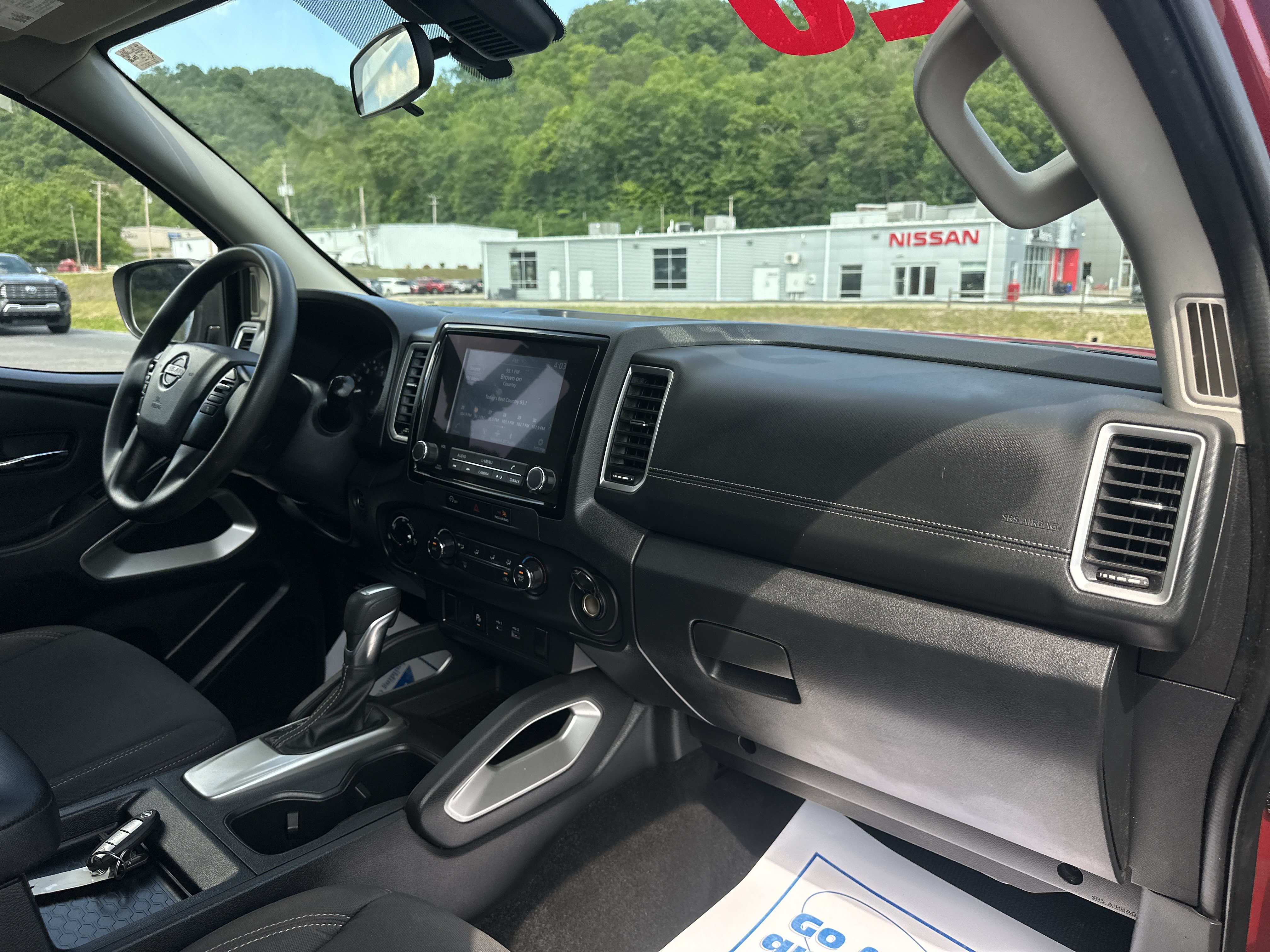 Used 2023 Nissan Frontier SV w/ Technology Package AWD/4WD image 8