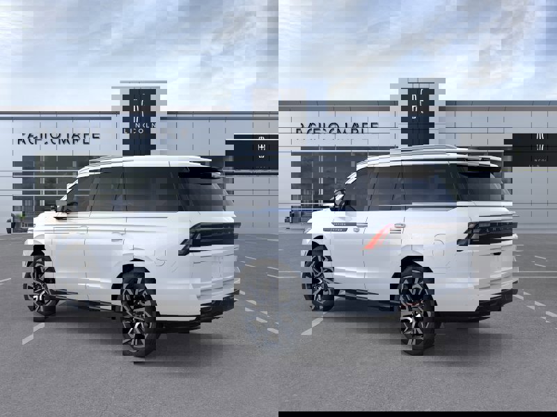 New 2026 Lincoln Navigator Black Label image 4