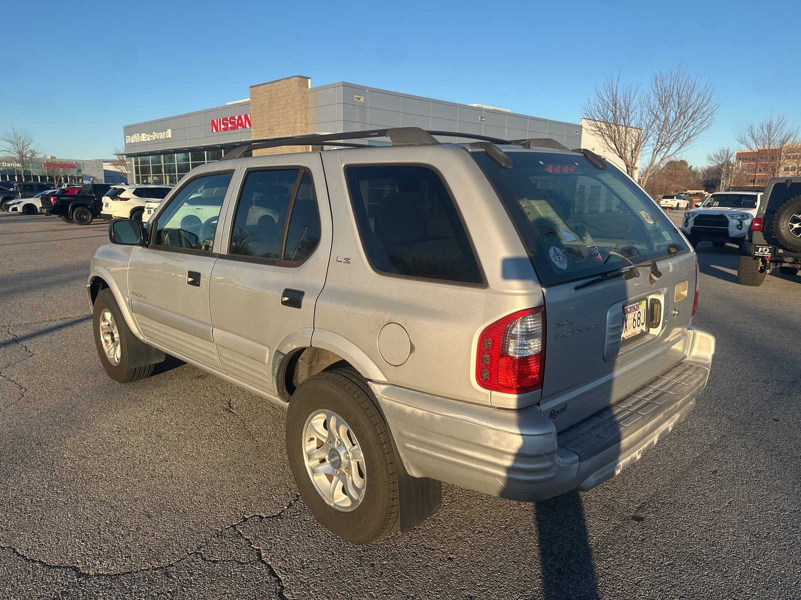 Used 2002 Isuzu Rodeo LS image 7