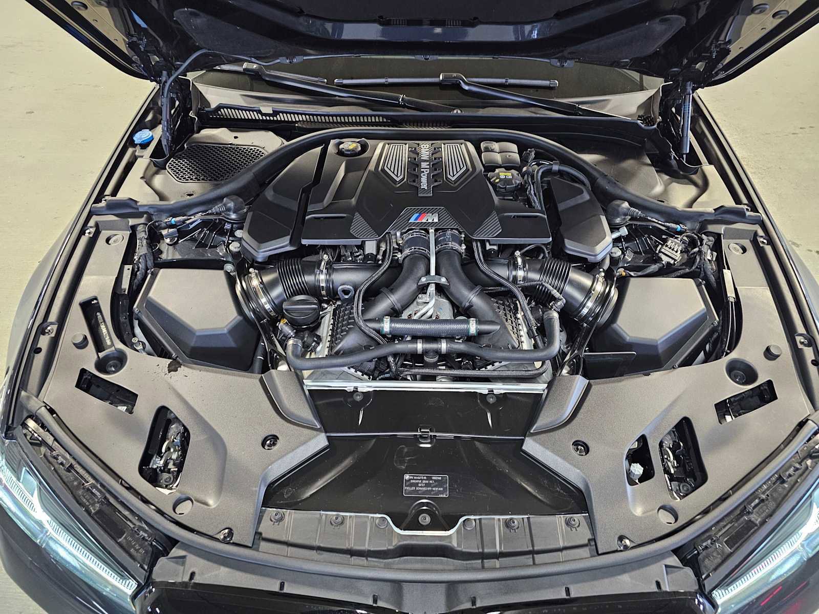 Used 2021 BMW M5 w/ Competition Package image 9