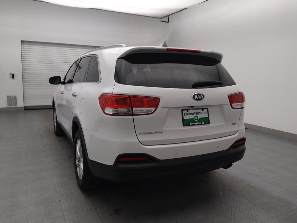 Used 2018 Kia Sorento FWD image 6
