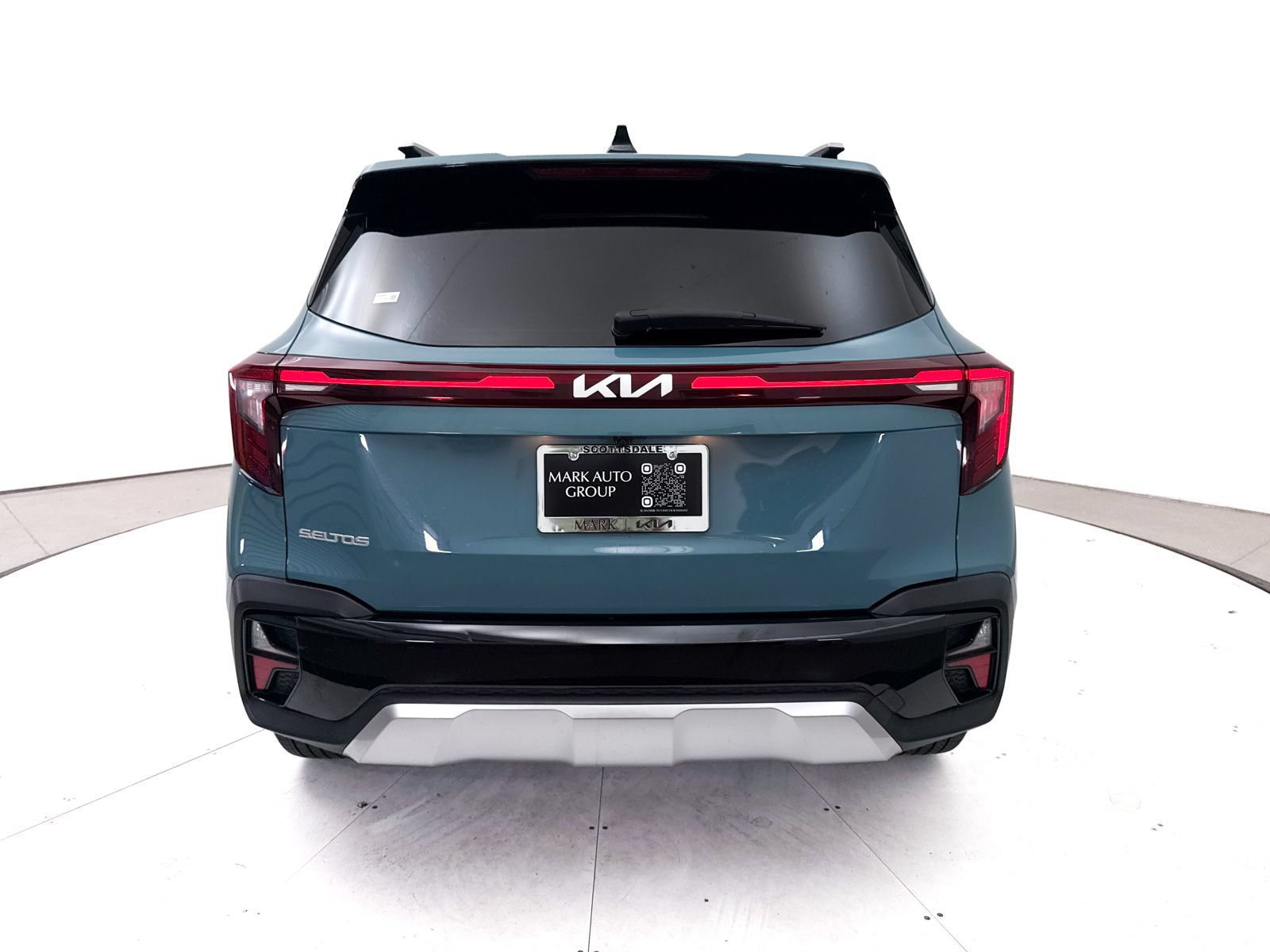 Certified 2024 Kia Seltos EX FWD image 17
