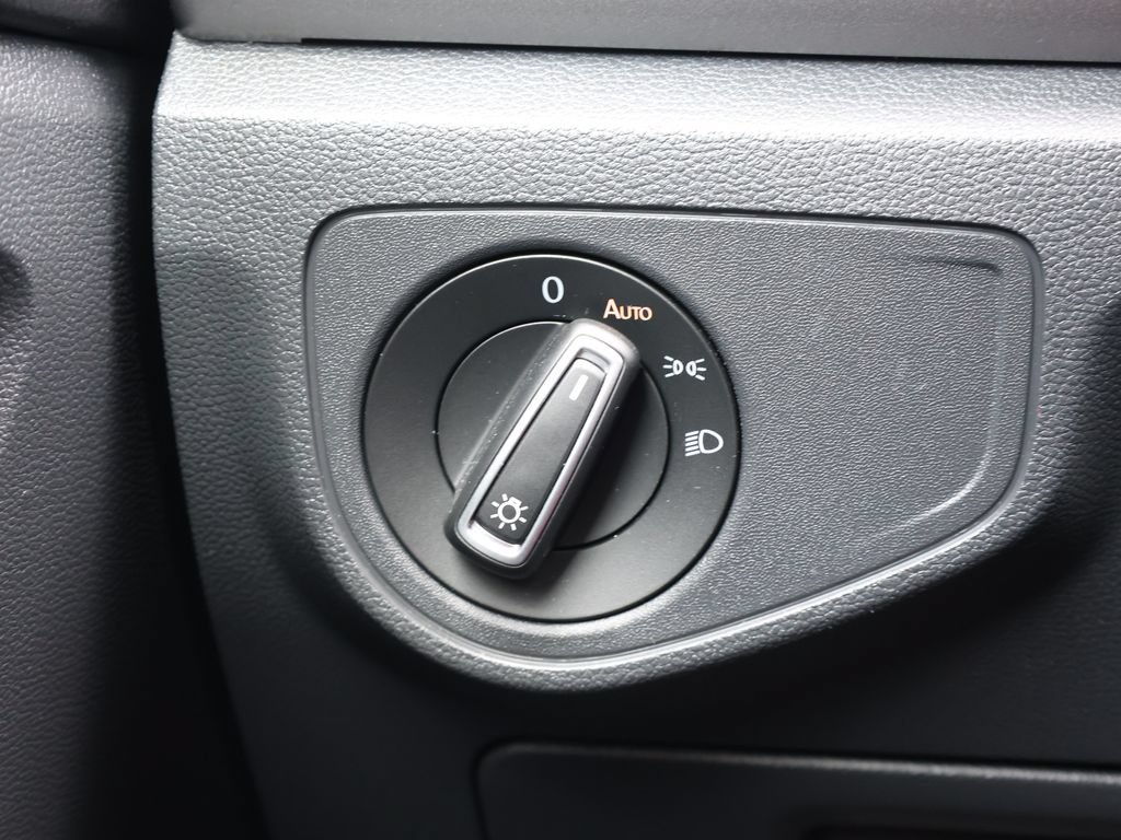 Used 2019 Volkswagen Atlas S FWD image 26