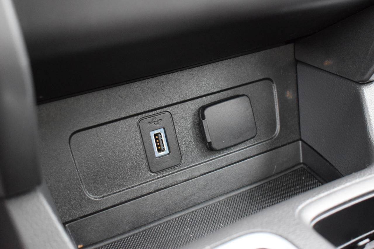Used 2018 Ford Escape SE FWD image 22