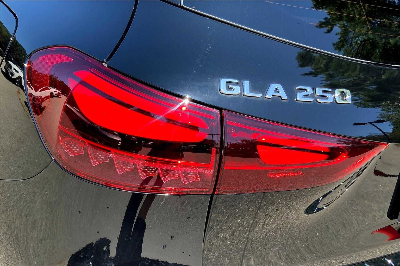 New 2026 Mercedes-Benz GLA 250 GLA 250 image 18