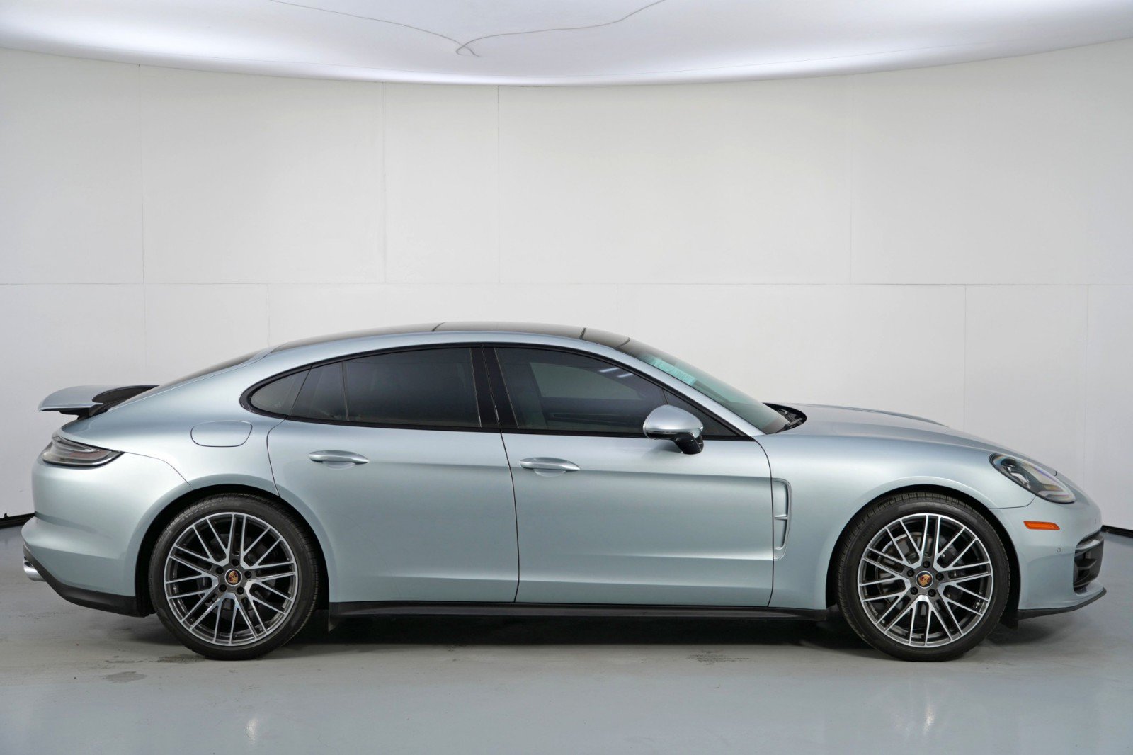 Used 2023 Porsche Panamera Platinum Edition RWD image 56