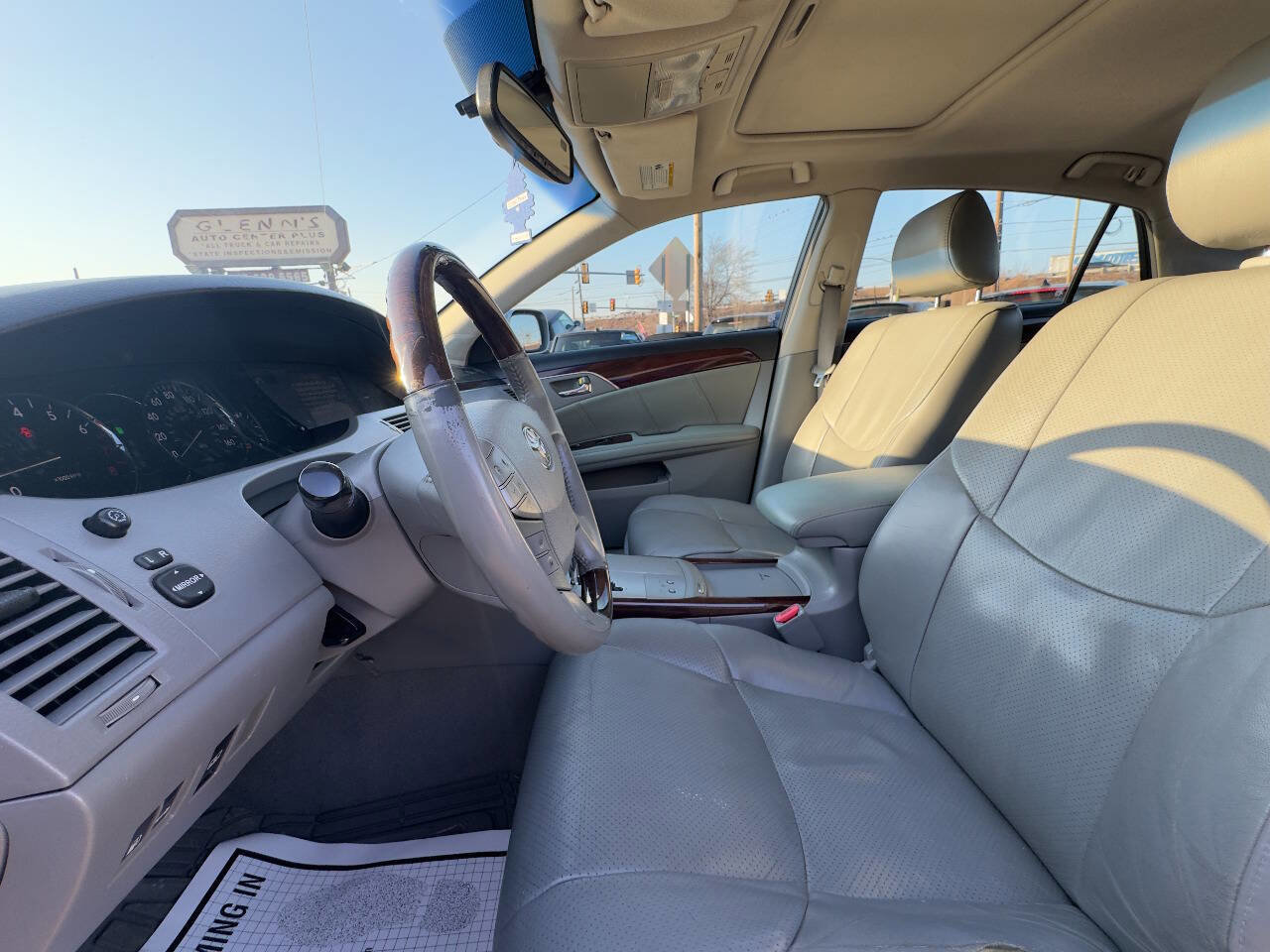 Used 2008 Toyota Avalon Limited FWD image 10