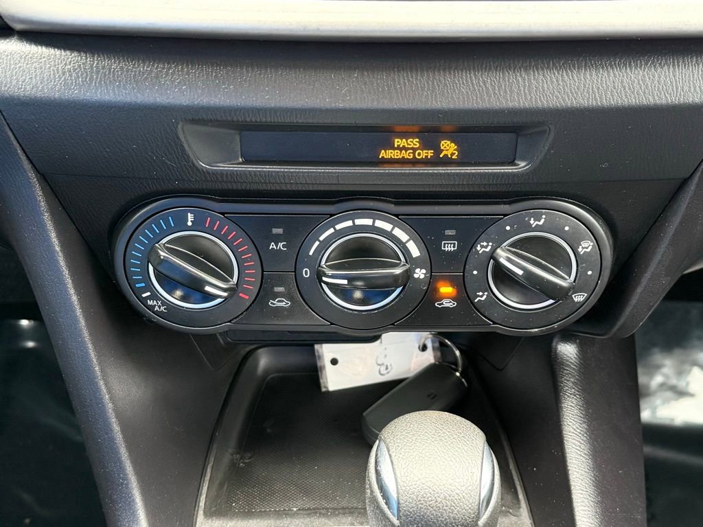 Used 2017 MAZDA MAZDA3 Sport w/ Preferred Equipment Package image 32