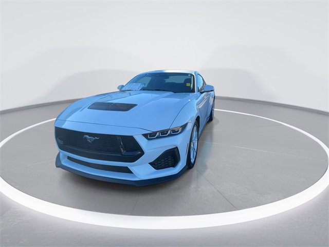Used 2025 Ford Mustang GT Premium image 3