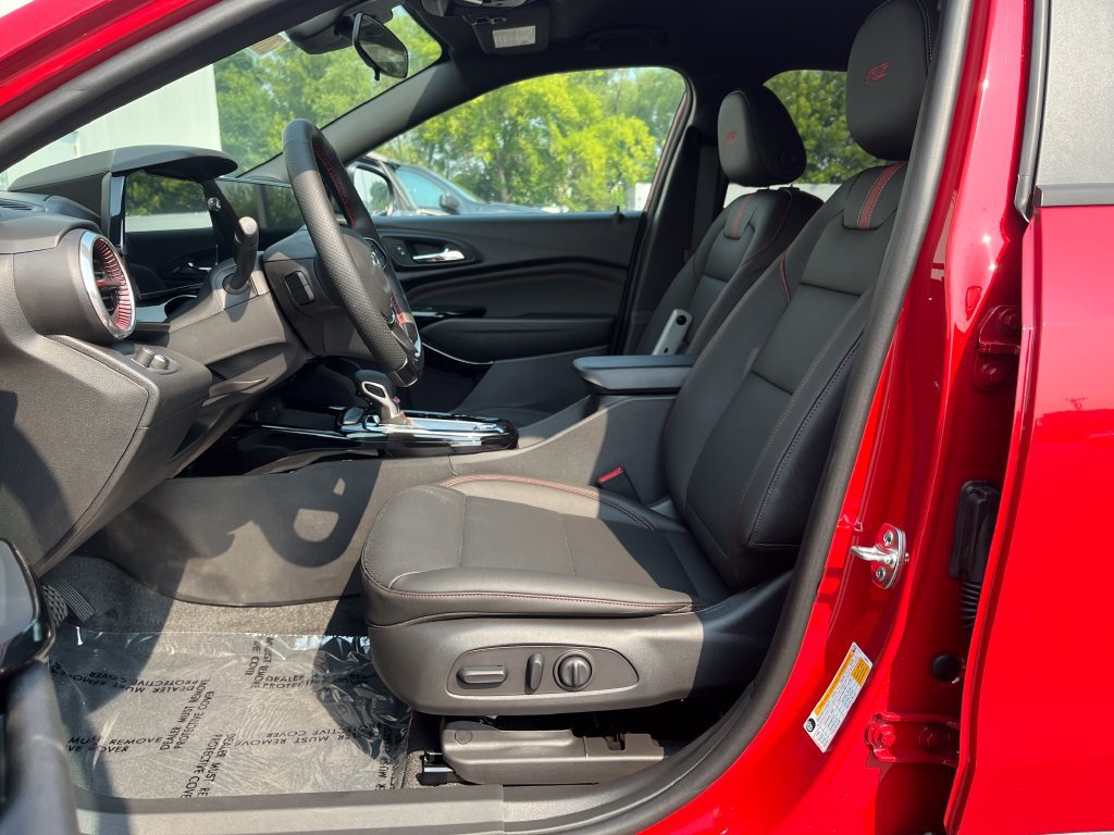 New 2026 Chevrolet Trax RS w/ Driver Confidence Package FWD image 9