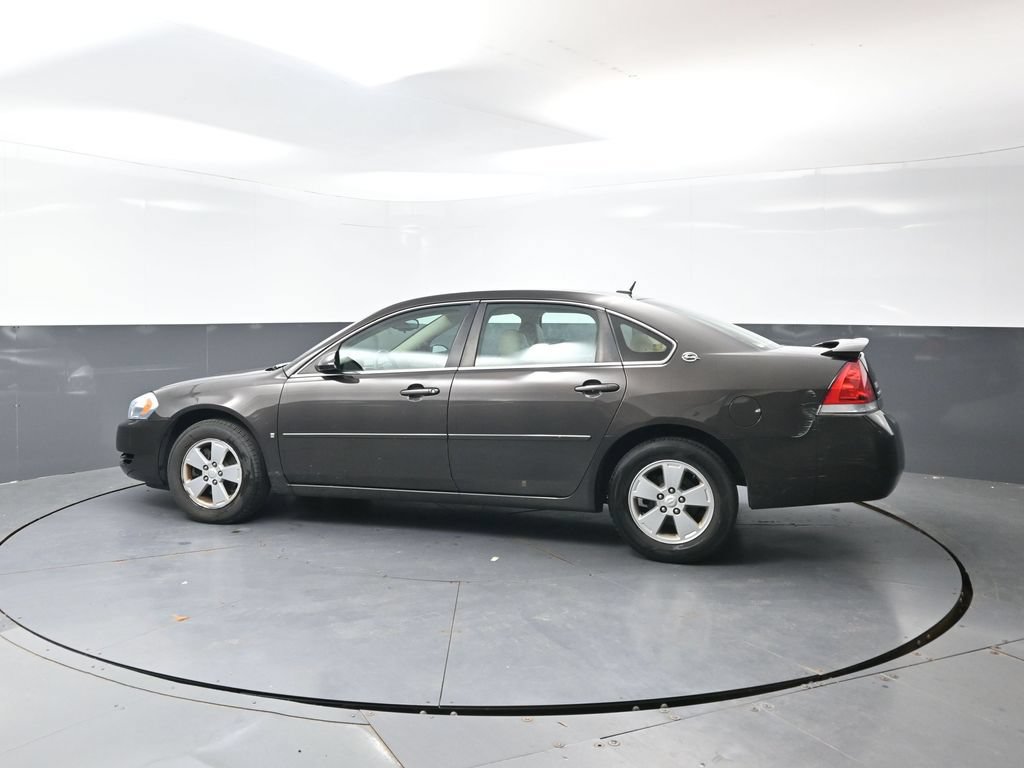 Used 2008 Chevrolet Impala LT w/ Luxury Edition Package FWD image 9