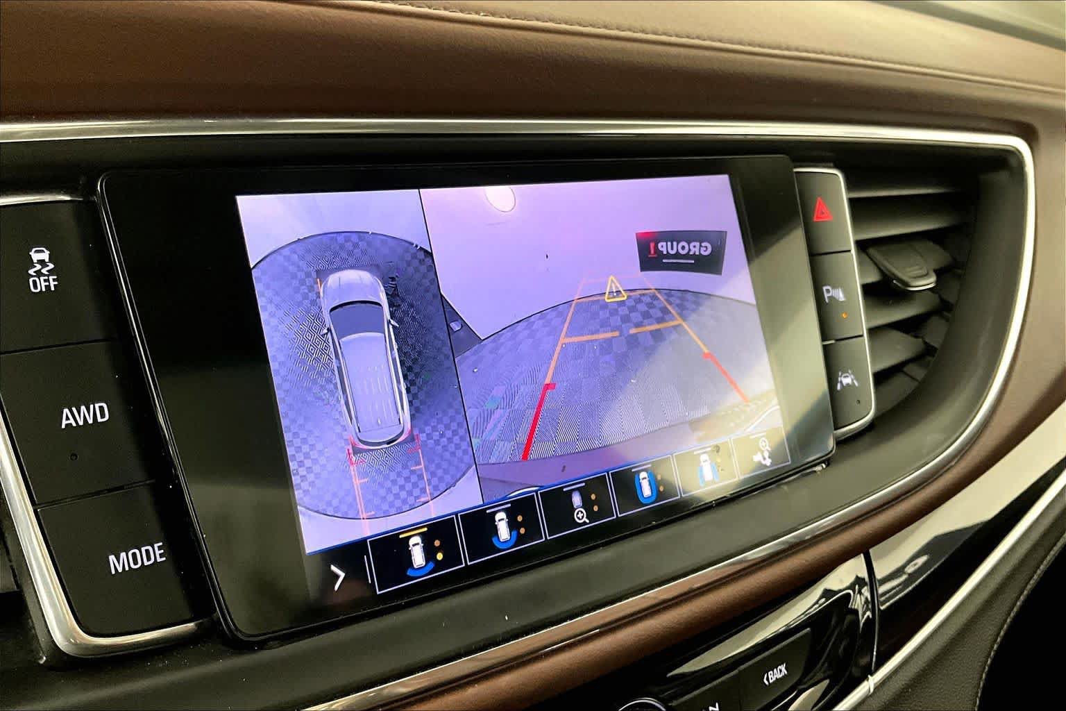 Used 2020 Buick Enclave Avenir w/ Avenir Technology Package AWD/4WD image 26