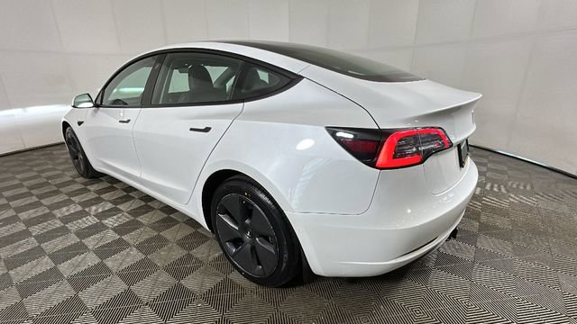 Used 2021 Tesla Model 3 Standard Range Plus RWD image 5