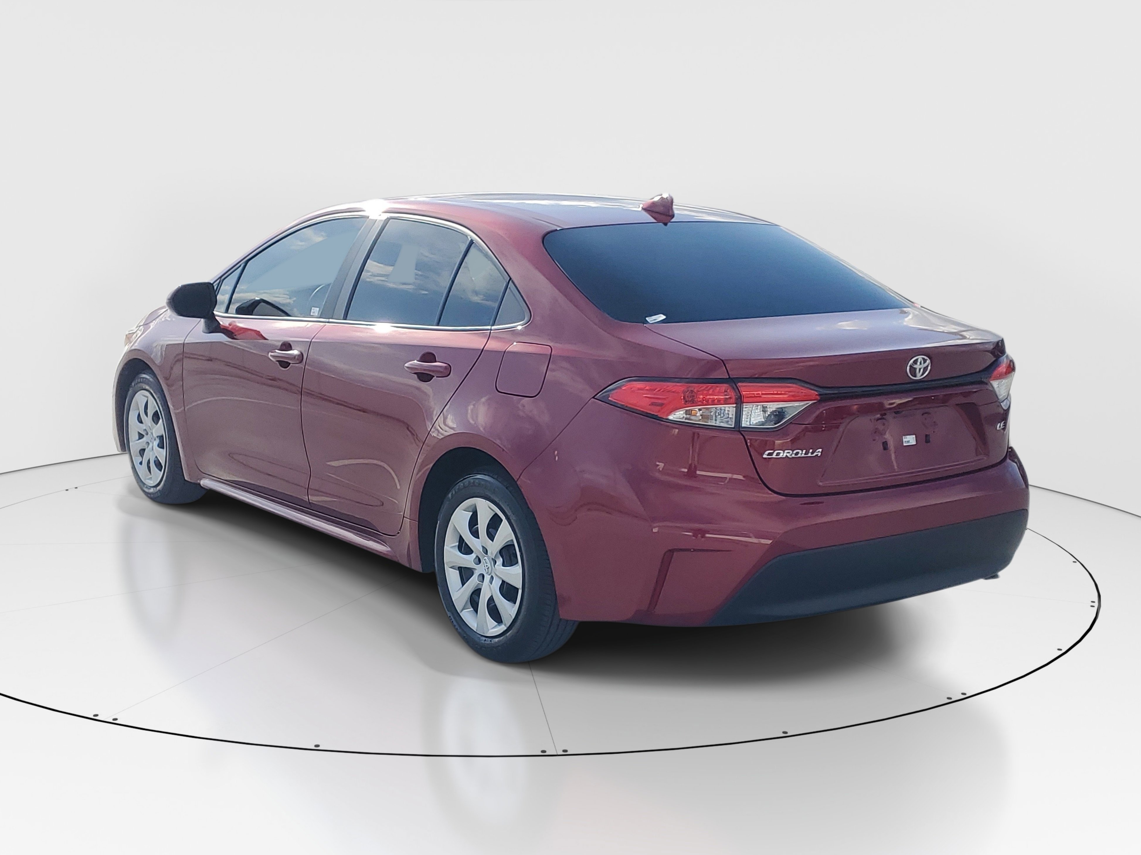 Certified 2024 Toyota Corolla LE FWD image 5