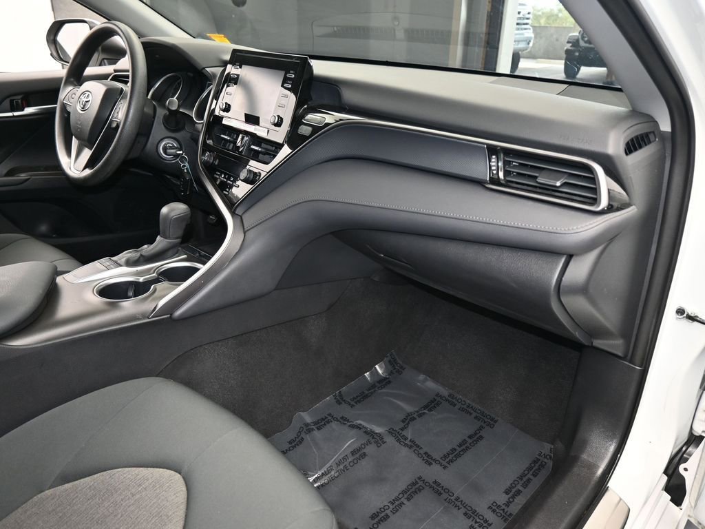 Used 2024 Toyota Camry LE image 44