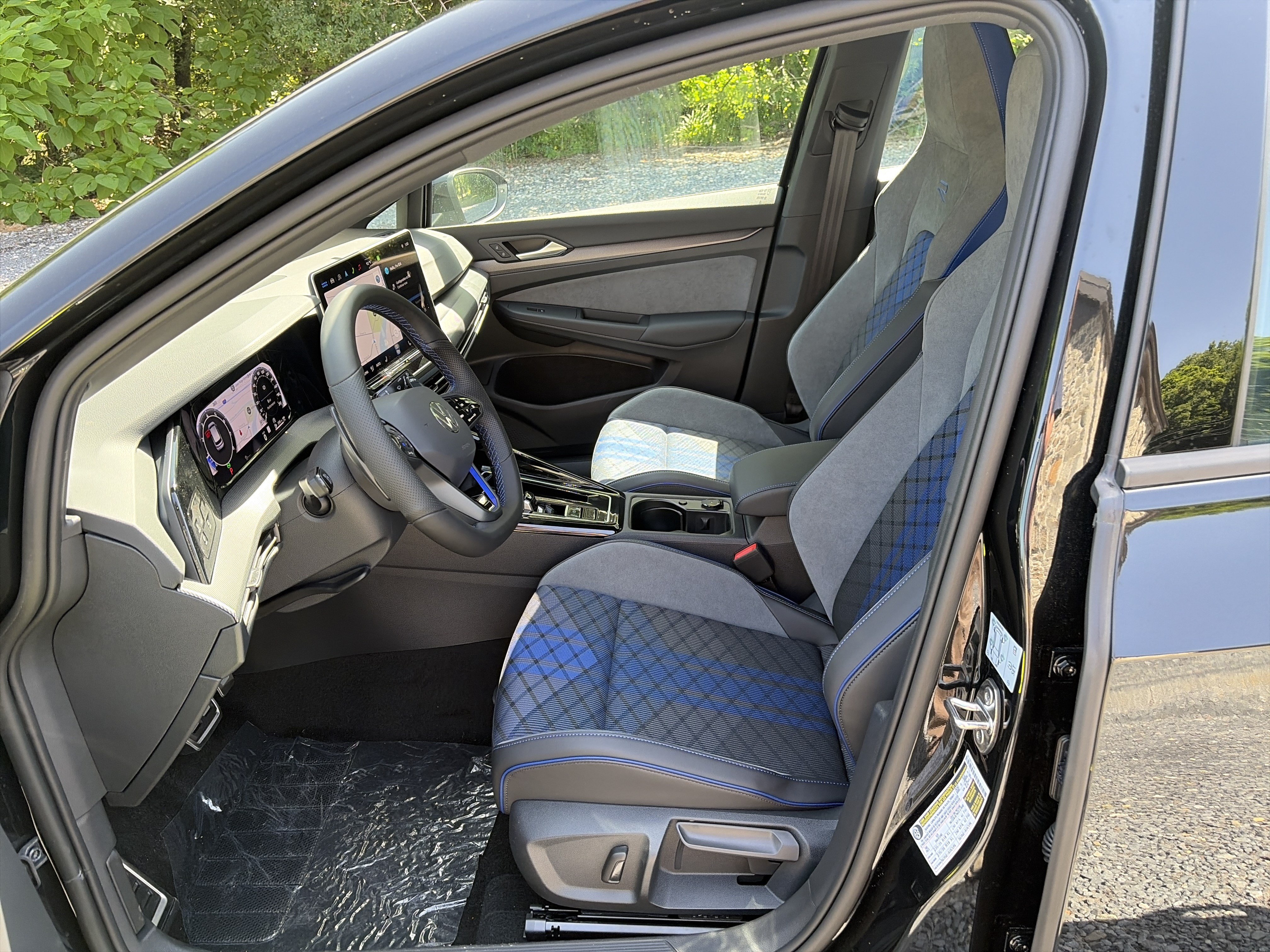 New 2026 Volkswagen Golf w/ Euro Style Package AWD/4WD image 11