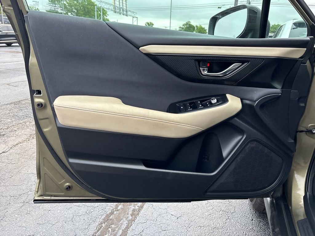 Used 2023 Subaru Outback Premium image 14