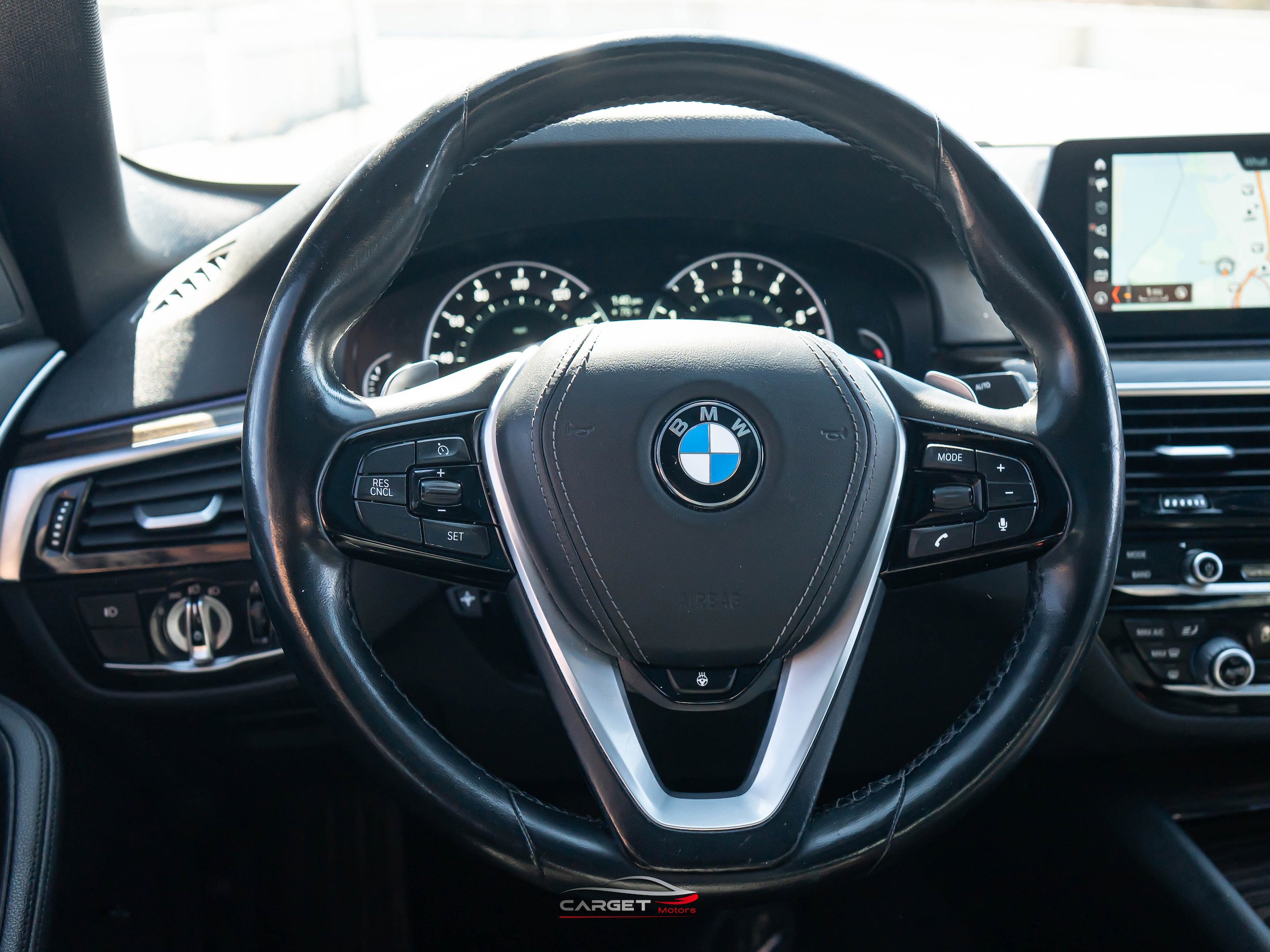 Used 2018 BMW 530i xDrive w/ Premium Package image 23