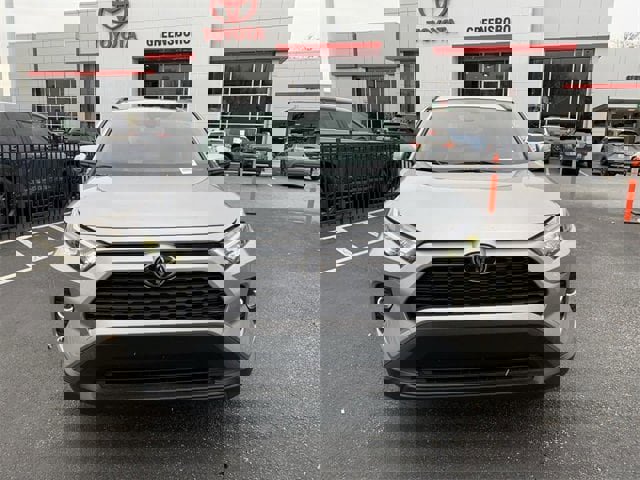 New 2025 Toyota RAV4 XLE image 3