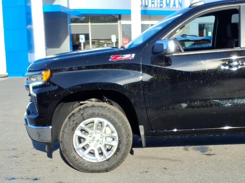 New 2026 Chevrolet Silverado 1500 LT AWD/4WD image 6
