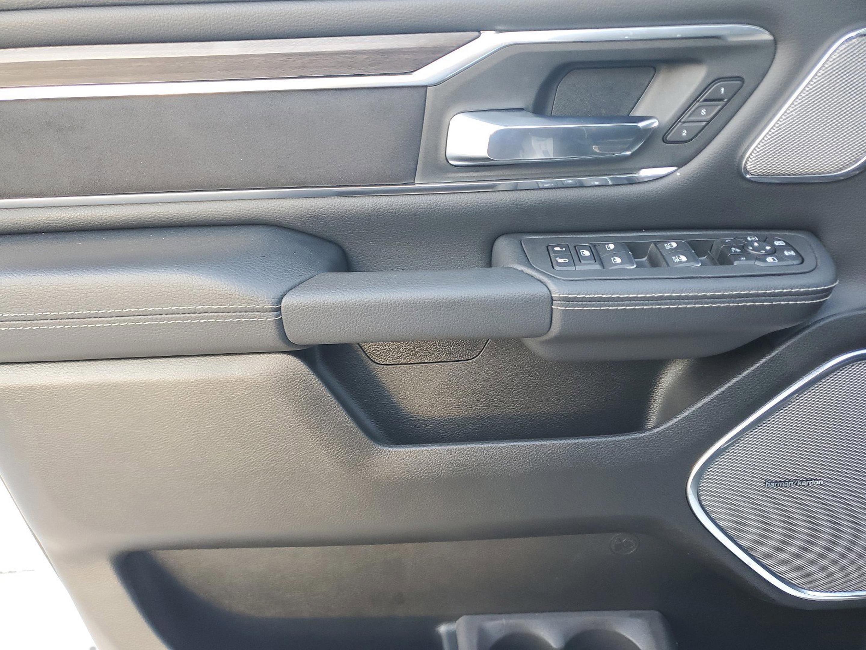 Used 2026 RAM 1500 Laramie image 29