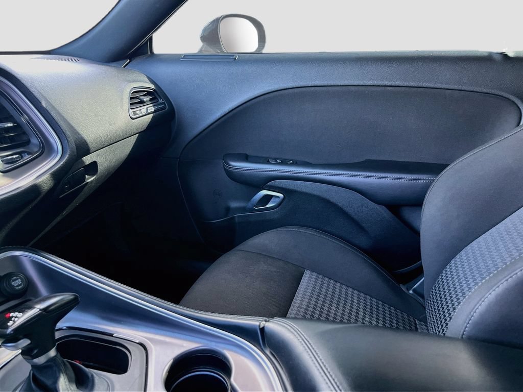 Used 2022 Dodge Challenger GT RWD image 20