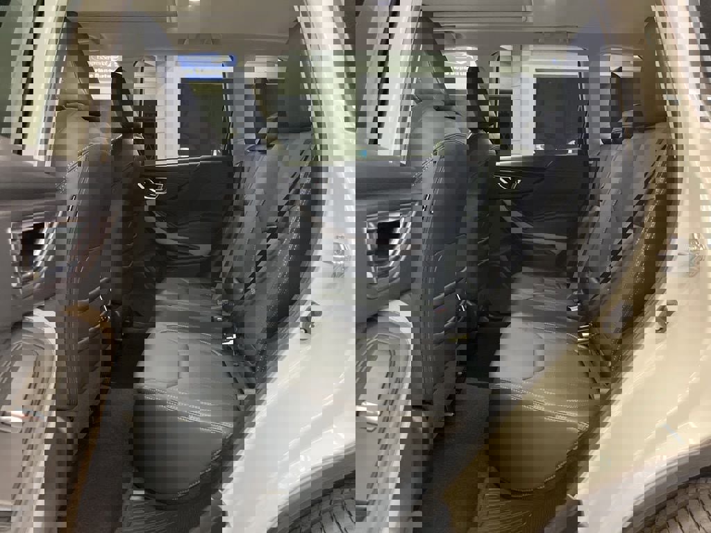 Certified 2024 Subaru Forester Limited image 35