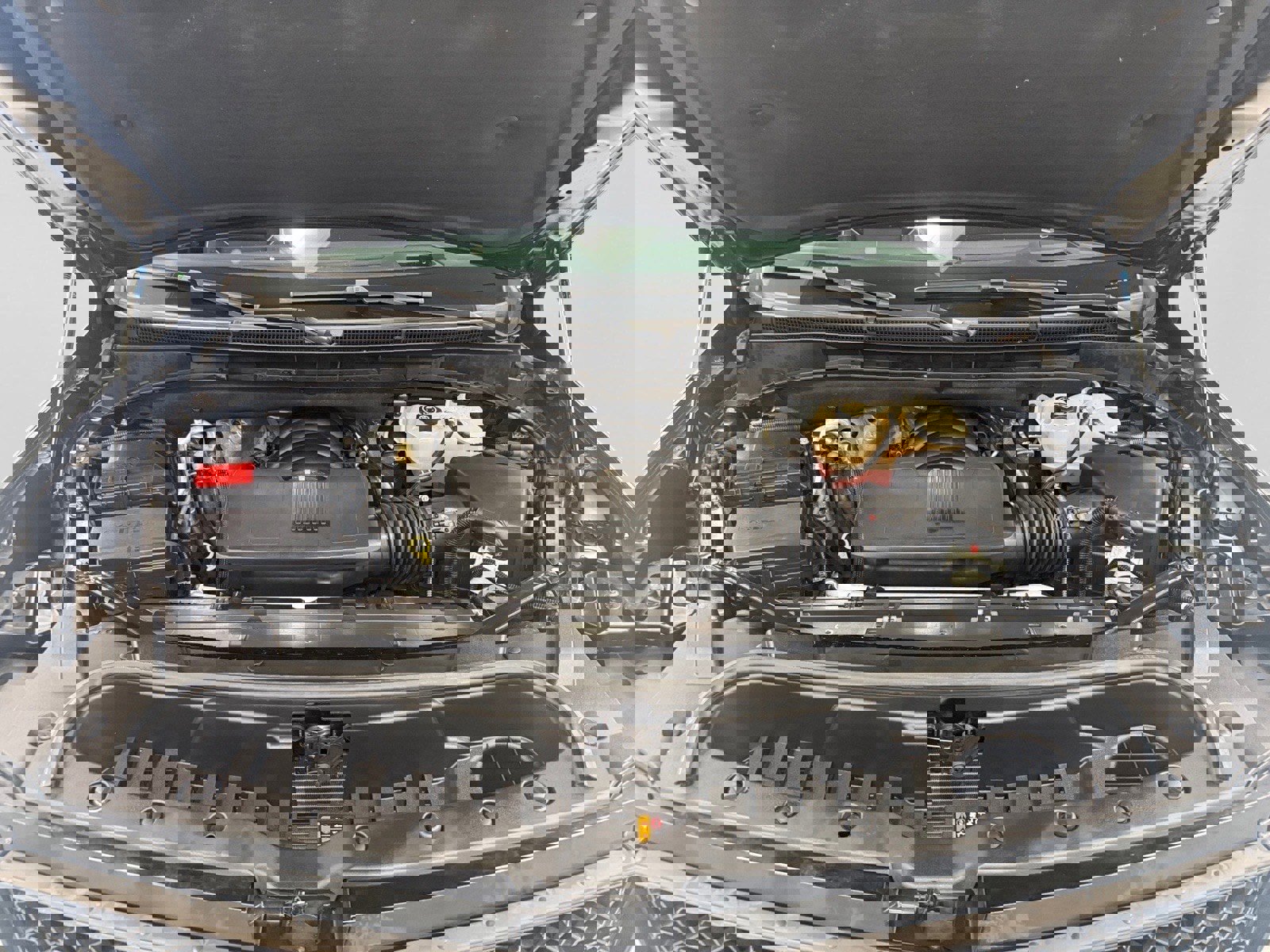 Used 2023 Cadillac Escalade Premium Luxury w/ Performance Package image 5