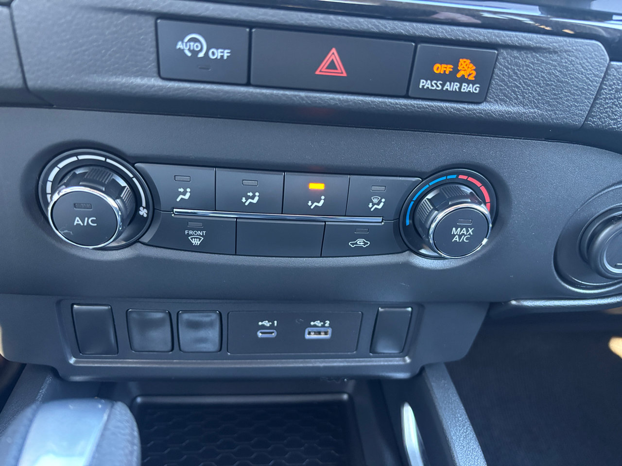 Used 2024 Nissan Frontier SV image 21