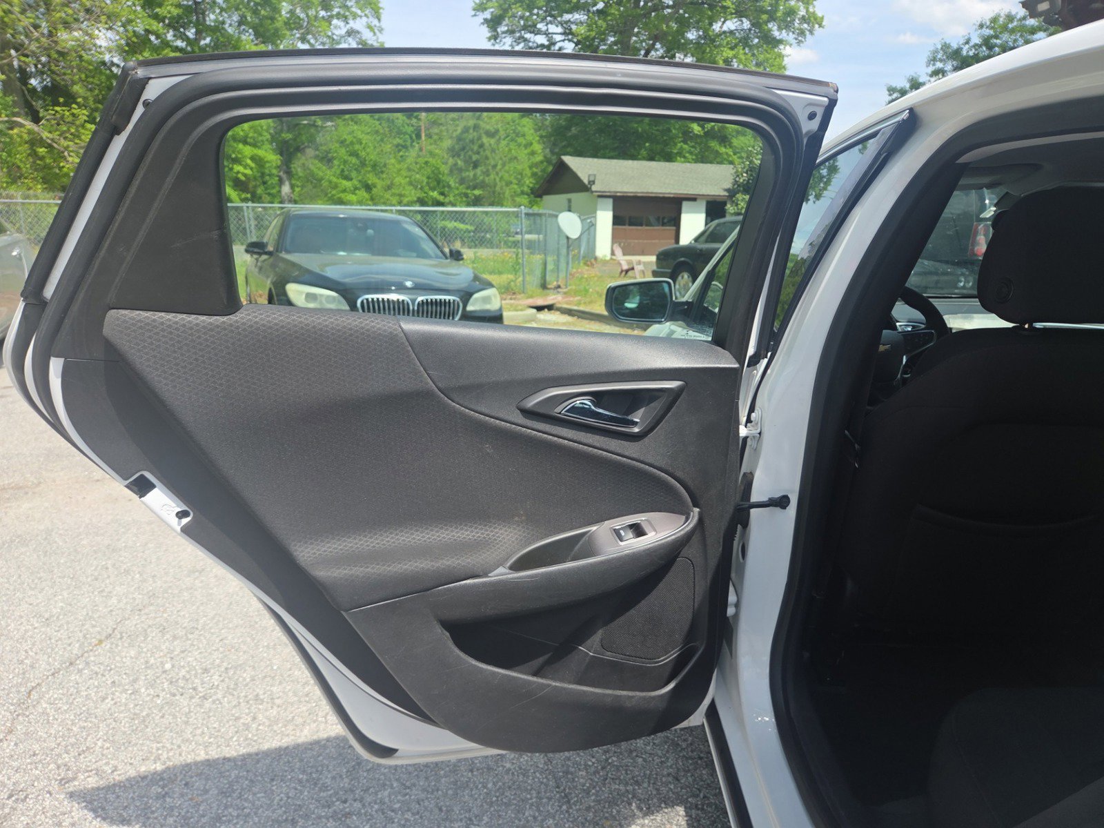 Used 2019 Chevrolet Malibu LT image 23