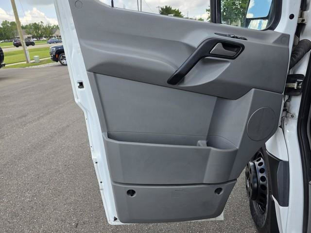 Used 2018 Mercedes-Benz Sprinter 3500 w/ Trailer Hitch Prep Package image 13