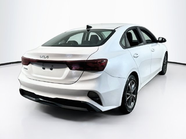 Used 2023 Kia Forte LXS FWD image 8