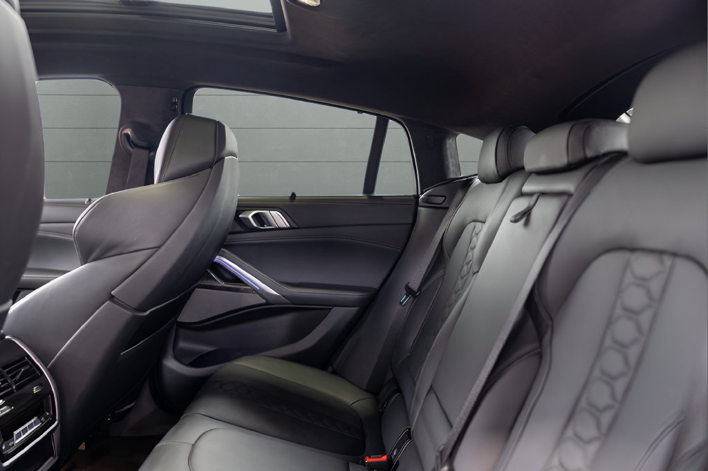 Used 2022 BMW X6 M w/ Executive Package AWD/4WD image 51