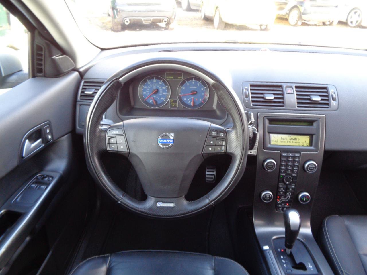 Used 2012 Volvo C30 T5 R-Design image 7