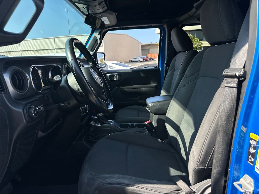 Used 2022 Jeep Wrangler Unlimited Sport image 13