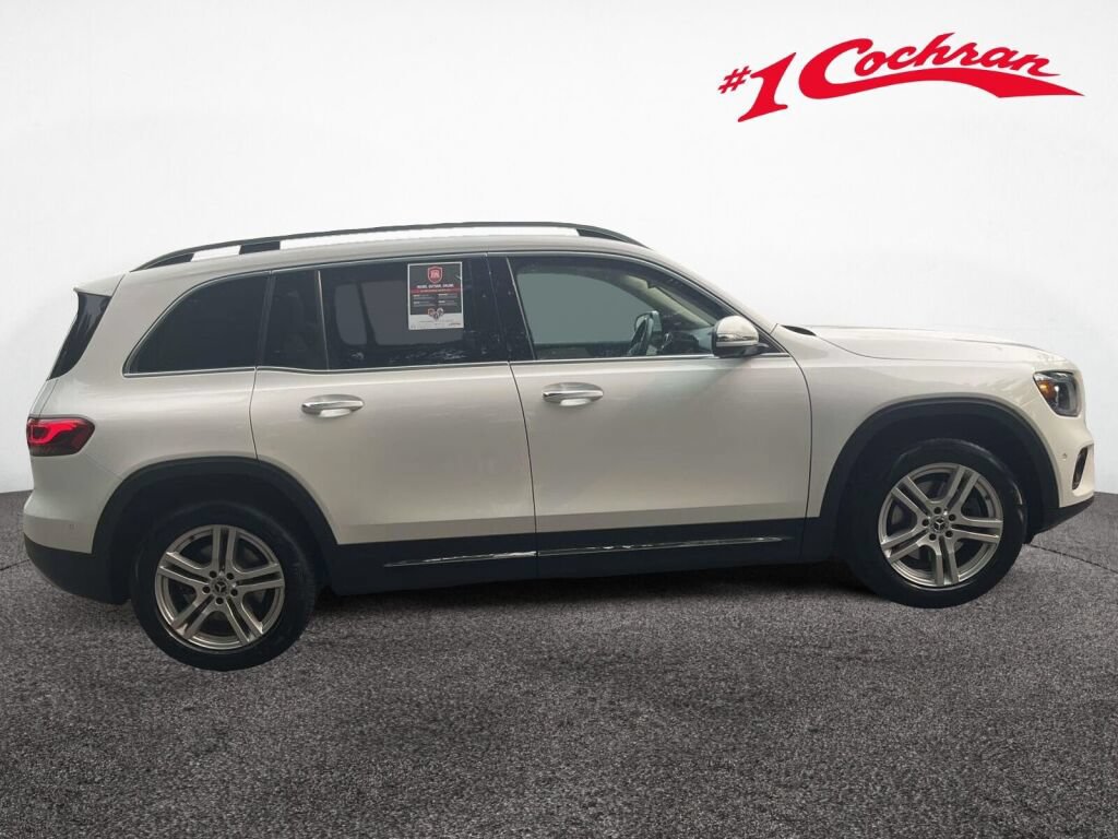 Certified 2023 Mercedes-Benz GLB 250 4MATIC w/ Premium Package image 7