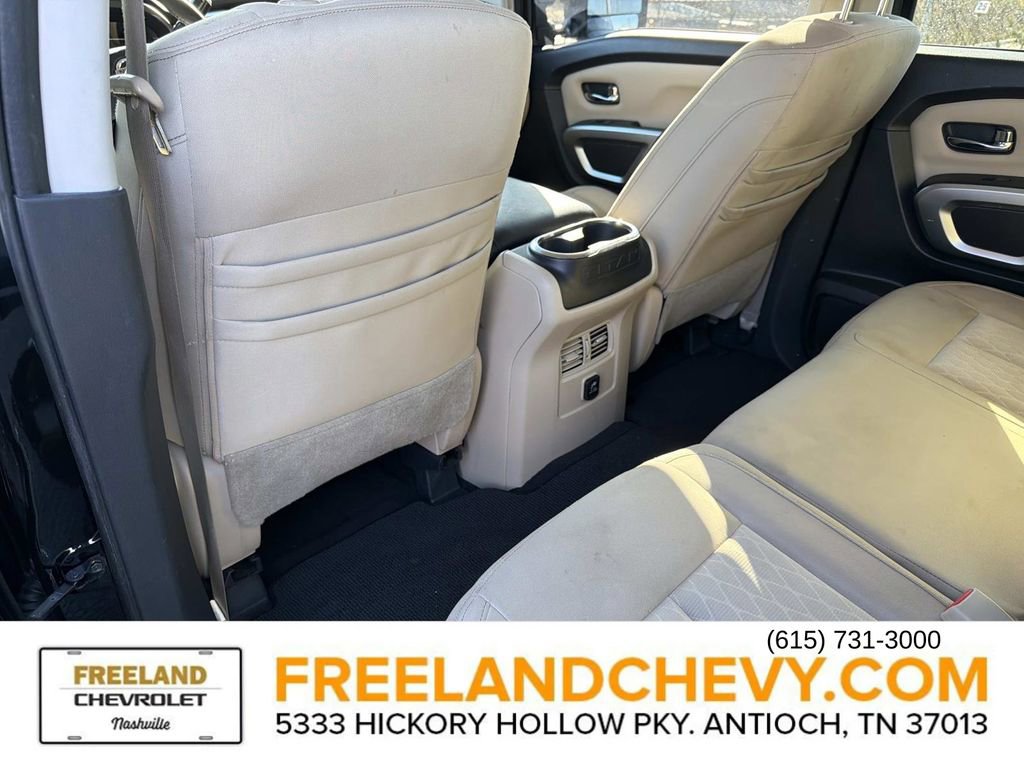 Used 2017 Nissan Titan SV image 18